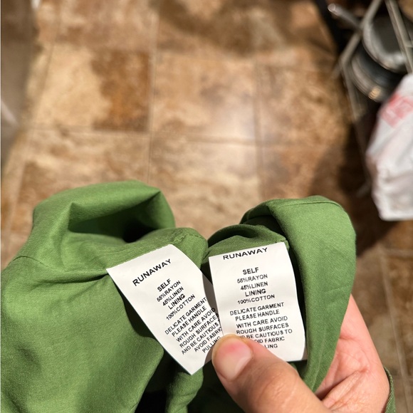 Runaway The Label NWT Tanzia Top & Maxi Skirt Set - Picture 5 of 10